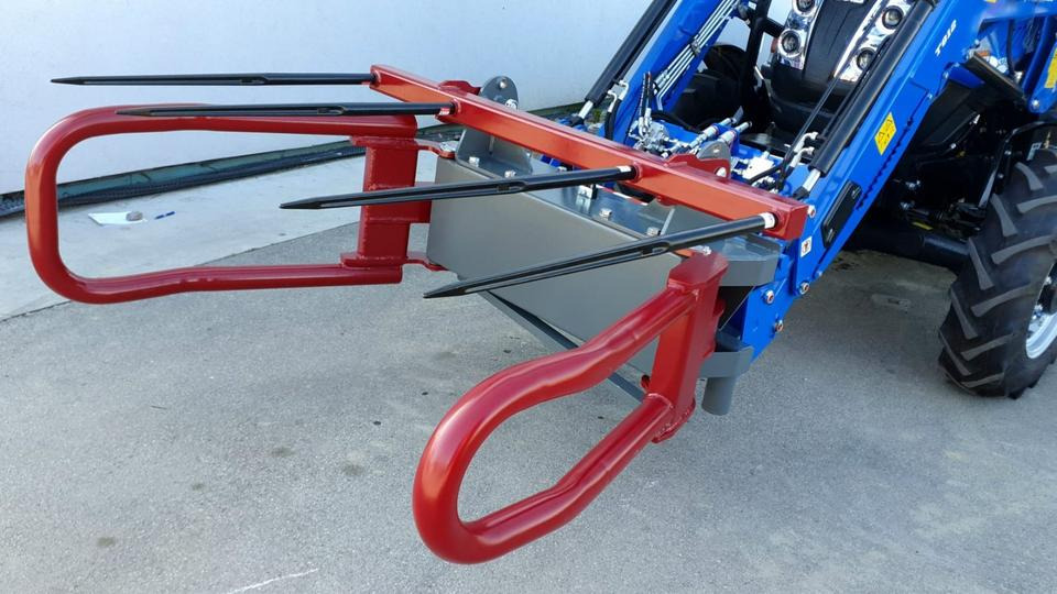 Ballenzange mit Zinken Rundbellenzange Silozange Frontlader Euro - Rullapihdit: kuva Ballenzange mit Zinken Rundbellenzange Silozange Frontlader Euro - Rullapihdit Ballenzange mit Zinken Rundbellenzange Silozange Frontlader Euro - Rullapihdit: kuva Ballenzange mit Zinken Rundbellenzange Silozange Frontlader Euro - Rullapihdit