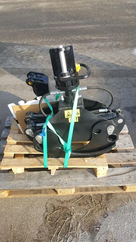 Holzgreifer Holzzangen Forstgreifer Rückezange Minibagger Kubota - Kahmari: kuva Holzgreifer Holzzangen Forstgreifer Rückezange Minibagger Kubota - Kahmari Holzgreifer Holzzangen Forstgreifer Rückezange Minibagger Kubota - Kahmari: kuva Holzgreifer Holzzangen Forstgreifer Rückezange Minibagger Kubota - Kahmari