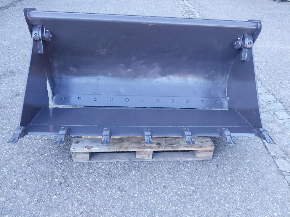 Klappschaufel Volvo L 30 35 Cat Komatsu Schaufel Radlader - Kuormaajan kauha: kuva Klappschaufel Volvo L 30 35 Cat Komatsu Schaufel Radlader - Kuormaajan kauha Klappschaufel Volvo L 30 35 Cat Komatsu Schaufel Radlader - Kuormaajan kauha: kuva Klappschaufel Volvo L 30 35 Cat Komatsu Schaufel Radlader - Kuormaajan kauha