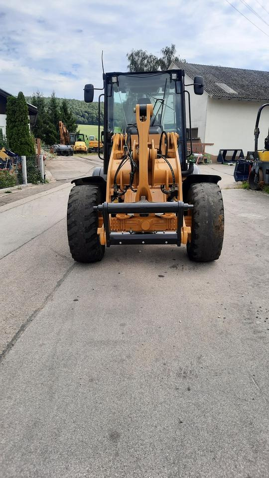 Radlader Cat 908M 906 907 2018 Hoflader Lader Schaufellader - Pienkuormaaja: kuva Radlader Cat 908M 906 907 2018 Hoflader Lader Schaufellader - Pienkuormaaja Radlader Cat 908M 906 907 2018 Hoflader Lader Schaufellader - Pienkuormaaja: kuva Radlader Cat 908M 906 907 2018 Hoflader Lader Schaufellader - Pienkuormaaja