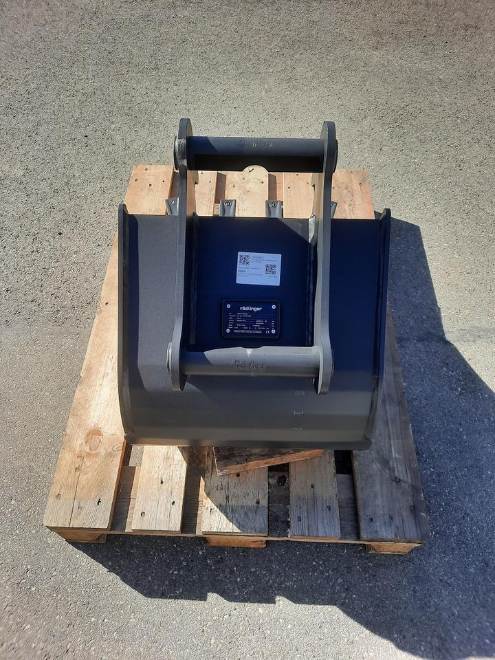 Rädlinger Tieflöffel 50 cm MS 03 Minibagger 2,6 – 3,5 t Lehnhoff - Kaivinkoneen kauha: kuva Rädlinger Tieflöffel 50 cm MS 03 Minibagger 2,6 – 3,5 t Lehnhoff - Kaivinkoneen kauha Rädlinger Tieflöffel 50 cm MS 03 Minibagger 2,6 – 3,5 t Lehnhoff - Kaivinkoneen kauha: kuva Rädlinger Tieflöffel 50 cm MS 03 Minibagger 2,6 – 3,5 t Lehnhoff - Kaivinkoneen kauha