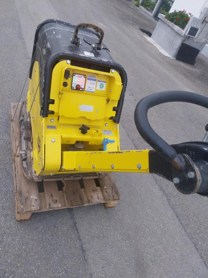 Rüttelplatte Weber CR8 Stampfer Verdichter Vibrationsplatte - Tärylevy: kuva Rüttelplatte Weber CR8 Stampfer Verdichter Vibrationsplatte - Tärylevy Rüttelplatte Weber CR8 Stampfer Verdichter Vibrationsplatte - Tärylevy: kuva Rüttelplatte Weber CR8 Stampfer Verdichter Vibrationsplatte - Tärylevy