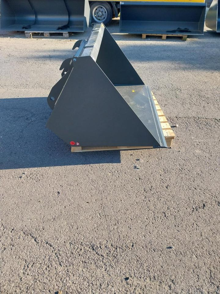 Schaufel 1,4m Weidemann Volumen Hoflader Radlader Lader - Kuormaajan kauha: kuva Schaufel 1,4m Weidemann Volumen Hoflader Radlader Lader - Kuormaajan kauha Schaufel 1,4m Weidemann Volumen Hoflader Radlader Lader - Kuormaajan kauha: kuva Schaufel 1,4m Weidemann Volumen Hoflader Radlader Lader - Kuormaajan kauha