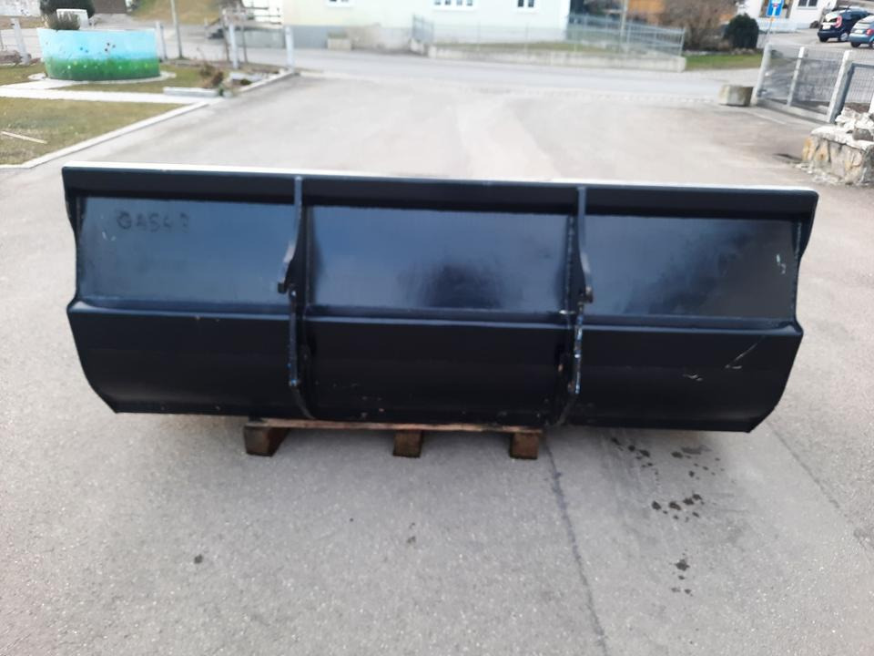 Schaufel 2,4m Teleskoplader Radlader Universalschaufel Genie - Kuormaajan kauha: kuva Schaufel 2,4m Teleskoplader Radlader Universalschaufel Genie - Kuormaajan kauha Schaufel 2,4m Teleskoplader Radlader Universalschaufel Genie - Kuormaajan kauha: kuva Schaufel 2,4m Teleskoplader Radlader Universalschaufel Genie - Kuormaajan kauha