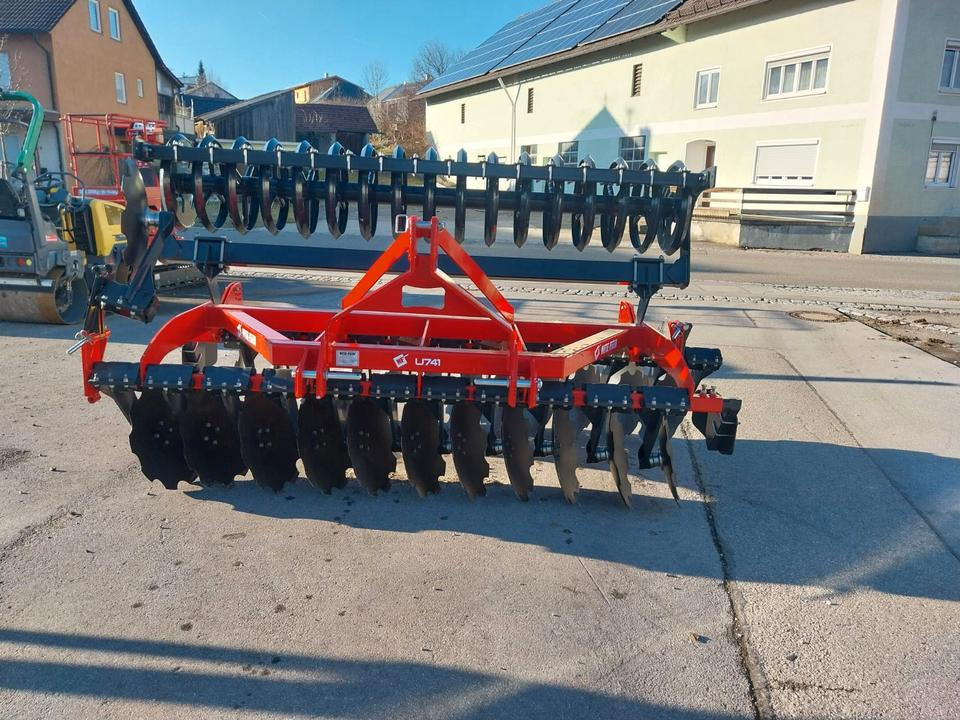 Scheibenegge 3m Scheibengrubber Kurzscheibenegge Grubber - Lautasäes: kuva Scheibenegge 3m Scheibengrubber Kurzscheibenegge Grubber - Lautasäes Scheibenegge 3m Scheibengrubber Kurzscheibenegge Grubber - Lautasäes: kuva Scheibenegge 3m Scheibengrubber Kurzscheibenegge Grubber - Lautasäes