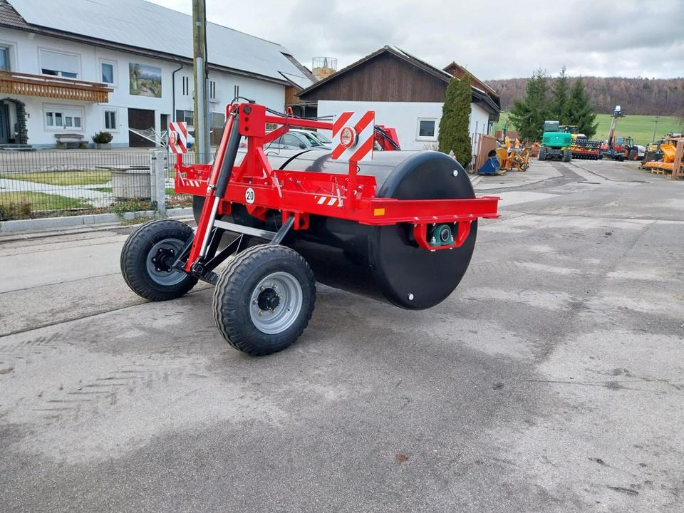 Wiesenwalze Fahrwerk für Schlepper Walze Ackerwalze Wiese - Jyrä: kuva Wiesenwalze Fahrwerk für Schlepper Walze Ackerwalze Wiese - Jyrä Wiesenwalze Fahrwerk für Schlepper Walze Ackerwalze Wiese - Jyrä: kuva Wiesenwalze Fahrwerk für Schlepper Walze Ackerwalze Wiese - Jyrä