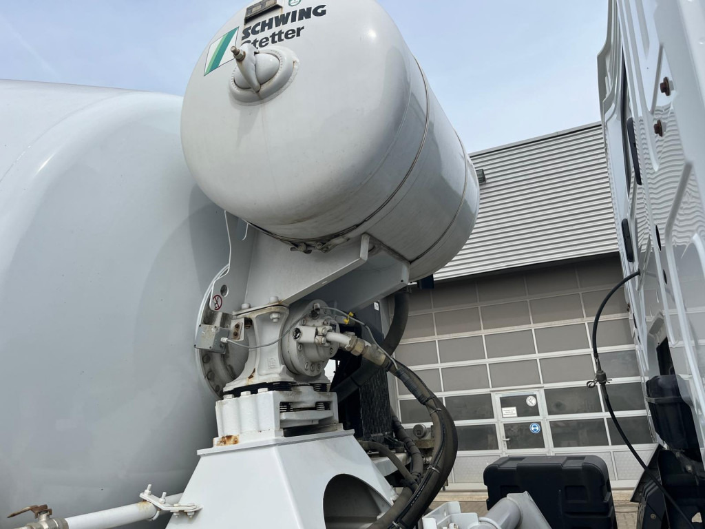 MERCEDES-BENZ Arocs 3240 B 8x4 Betonmischer Deutsch Top AP Achsen - Kuorma-auto: kuva MERCEDES-BENZ Arocs 3240 B 8x4 Betonmischer Deutsch Top AP Achsen - Kuorma-auto MERCEDES-BENZ Arocs 3240 B 8x4 Betonmischer Deutsch Top AP Achsen - Kuorma-auto: kuva MERCEDES-BENZ Arocs 3240 B 8x4 Betonmischer Deutsch Top AP Achsen - Kuorma-auto