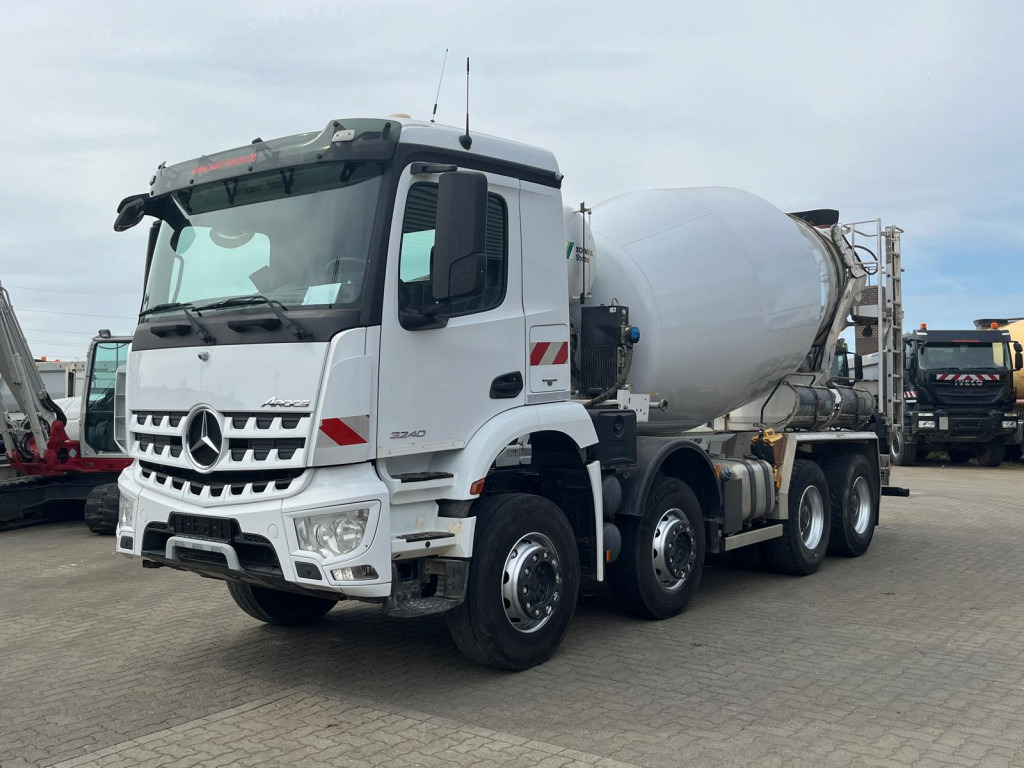MERCEDES-BENZ Arocs 3240 B 8x4 Betonmischer Deutsch Top AP Achsen - Kuorma-auto: kuva MERCEDES-BENZ Arocs 3240 B 8x4 Betonmischer Deutsch Top AP Achsen - Kuorma-auto MERCEDES-BENZ Arocs 3240 B 8x4 Betonmischer Deutsch Top AP Achsen - Kuorma-auto: kuva MERCEDES-BENZ Arocs 3240 B 8x4 Betonmischer Deutsch Top AP Achsen - Kuorma-auto