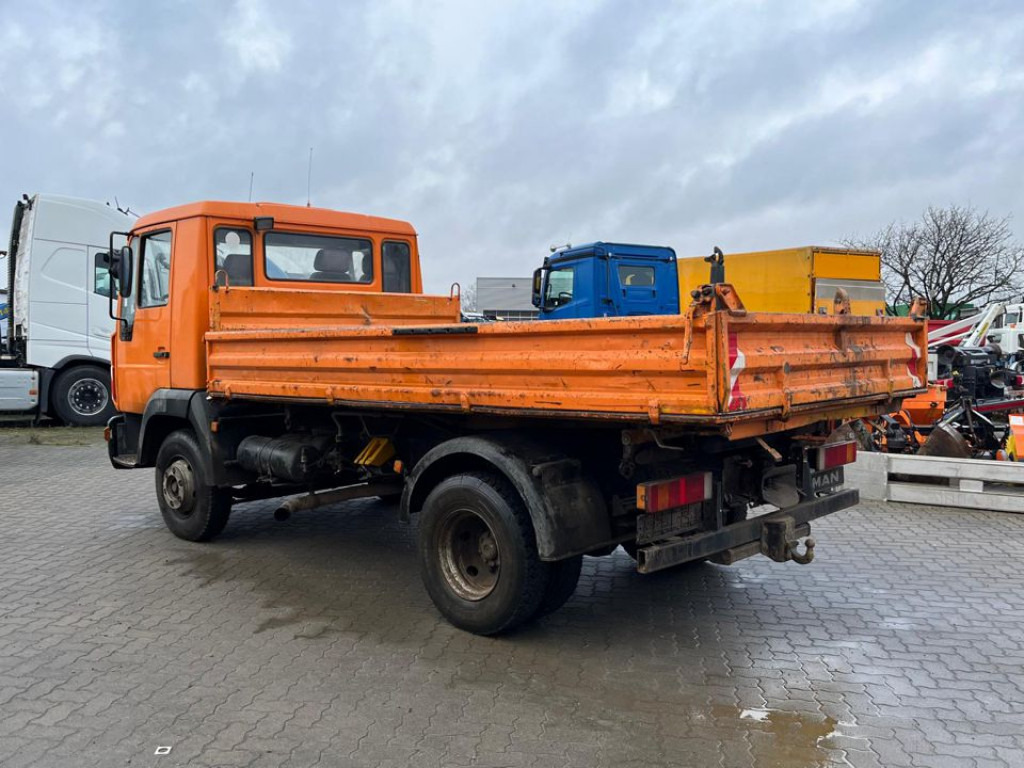 MAN LE 8.180 K 2-Achs Kipper Meiller - Kippiauto kuorma-auto: kuva MAN LE 8.180 K 2-Achs Kipper Meiller - Kippiauto kuorma-auto MAN LE 8.180 K 2-Achs Kipper Meiller - Kippiauto kuorma-auto: kuva MAN LE 8.180 K 2-Achs Kipper Meiller - Kippiauto kuorma-auto