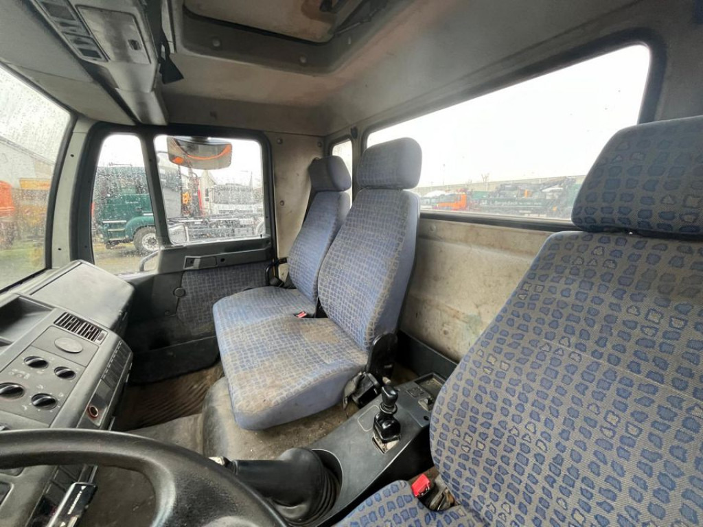 MAN LE 8.180 K 2-Achs Kipper Meiller - Kippiauto kuorma-auto: kuva MAN LE 8.180 K 2-Achs Kipper Meiller - Kippiauto kuorma-auto MAN LE 8.180 K 2-Achs Kipper Meiller - Kippiauto kuorma-auto: kuva MAN LE 8.180 K 2-Achs Kipper Meiller - Kippiauto kuorma-auto