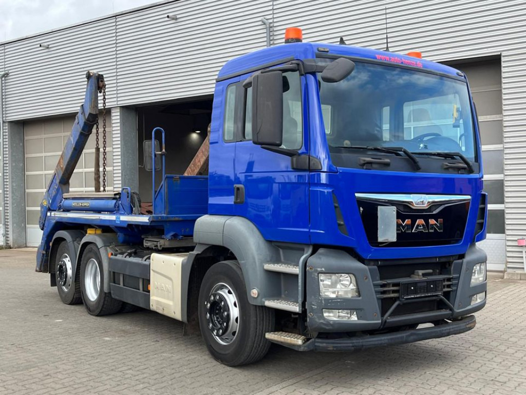 MAN TG-S 26.400 6x2 BL Absetzkipper Meiller Funk - Nostovarsi-vaihtolavakuorma kuorma-auto: kuva MAN TG-S 26.400 6x2 BL Absetzkipper Meiller Funk - Nostovarsi-vaihtolavakuorma kuorma-auto MAN TG-S 26.400 6x2 BL Absetzkipper Meiller Funk - Nostovarsi-vaihtolavakuorma kuorma-auto: kuva MAN TG-S 26.400 6x2 BL Absetzkipper Meiller Funk - Nostovarsi-vaihtolavakuorma kuorma-auto