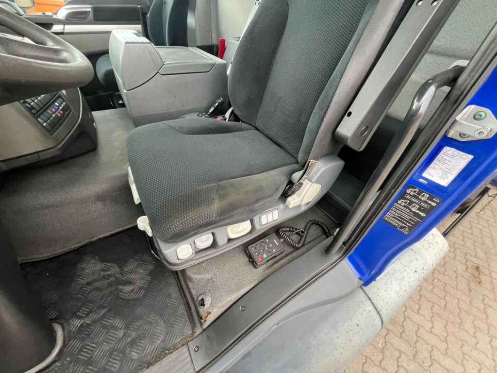 MAN TG-S 26.400 6x2 BL Absetzkipper Meiller Funk - Nostovarsi-vaihtolavakuorma kuorma-auto: kuva MAN TG-S 26.400 6x2 BL Absetzkipper Meiller Funk - Nostovarsi-vaihtolavakuorma kuorma-auto MAN TG-S 26.400 6x2 BL Absetzkipper Meiller Funk - Nostovarsi-vaihtolavakuorma kuorma-auto: kuva MAN TG-S 26.400 6x2 BL Absetzkipper Meiller Funk - Nostovarsi-vaihtolavakuorma kuorma-auto