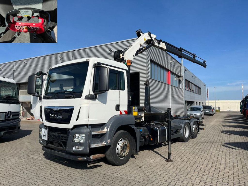 MAN TG-S 26.440 6x2-2 BL Abrollkipper mit Kran Funk+ - Nosturiauto: kuva MAN TG-S 26.440 6x2-2 BL Abrollkipper mit Kran Funk+ - Nosturiauto MAN TG-S 26.440 6x2-2 BL Abrollkipper mit Kran Funk+ - Nosturiauto: kuva MAN TG-S 26.440 6x2-2 BL Abrollkipper mit Kran Funk+ - Nosturiauto