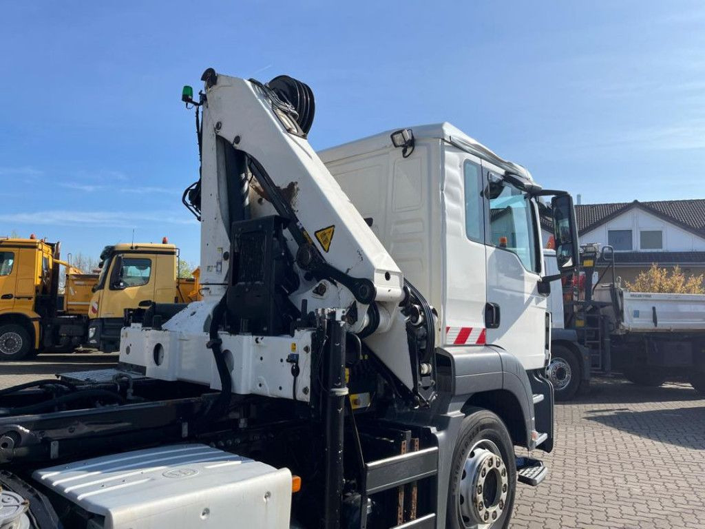 MAN TG-S 26.440 6x2-2 BL Abrollkipper mit Kran Funk+ - Nosturiauto: kuva MAN TG-S 26.440 6x2-2 BL Abrollkipper mit Kran Funk+ - Nosturiauto MAN TG-S 26.440 6x2-2 BL Abrollkipper mit Kran Funk+ - Nosturiauto: kuva MAN TG-S 26.440 6x2-2 BL Abrollkipper mit Kran Funk+ - Nosturiauto