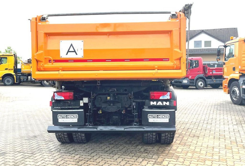 MAN TG-S 26.440 6x4 3-Achs Kipper Bordmatik - Kippiauto kuorma-auto: kuva MAN TG-S 26.440 6x4 3-Achs Kipper Bordmatik - Kippiauto kuorma-auto MAN TG-S 26.440 6x4 3-Achs Kipper Bordmatik - Kippiauto kuorma-auto: kuva MAN TG-S 26.440 6x4 3-Achs Kipper Bordmatik - Kippiauto kuorma-auto