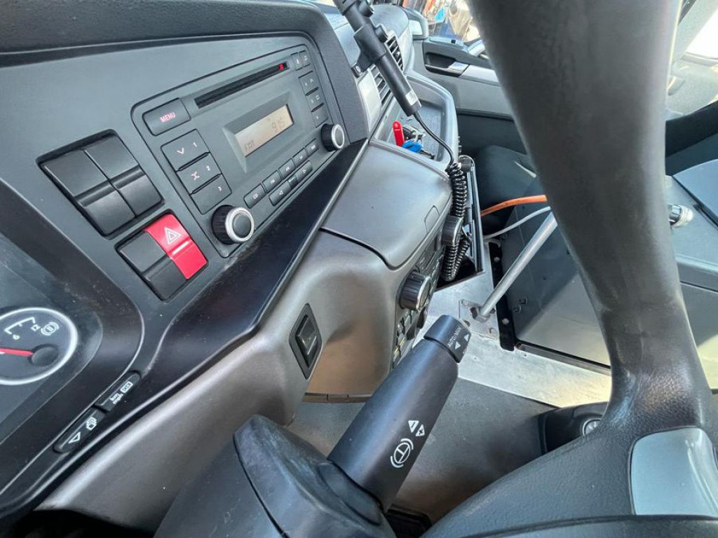MAN TG-S 33.440 AK 6x6 3-Achs Allradkipper - Kippiauto kuorma-auto: kuva MAN TG-S 33.440 AK 6x6 3-Achs Allradkipper - Kippiauto kuorma-auto MAN TG-S 33.440 AK 6x6 3-Achs Allradkipper - Kippiauto kuorma-auto: kuva MAN TG-S 33.440 AK 6x6 3-Achs Allradkipper - Kippiauto kuorma-auto