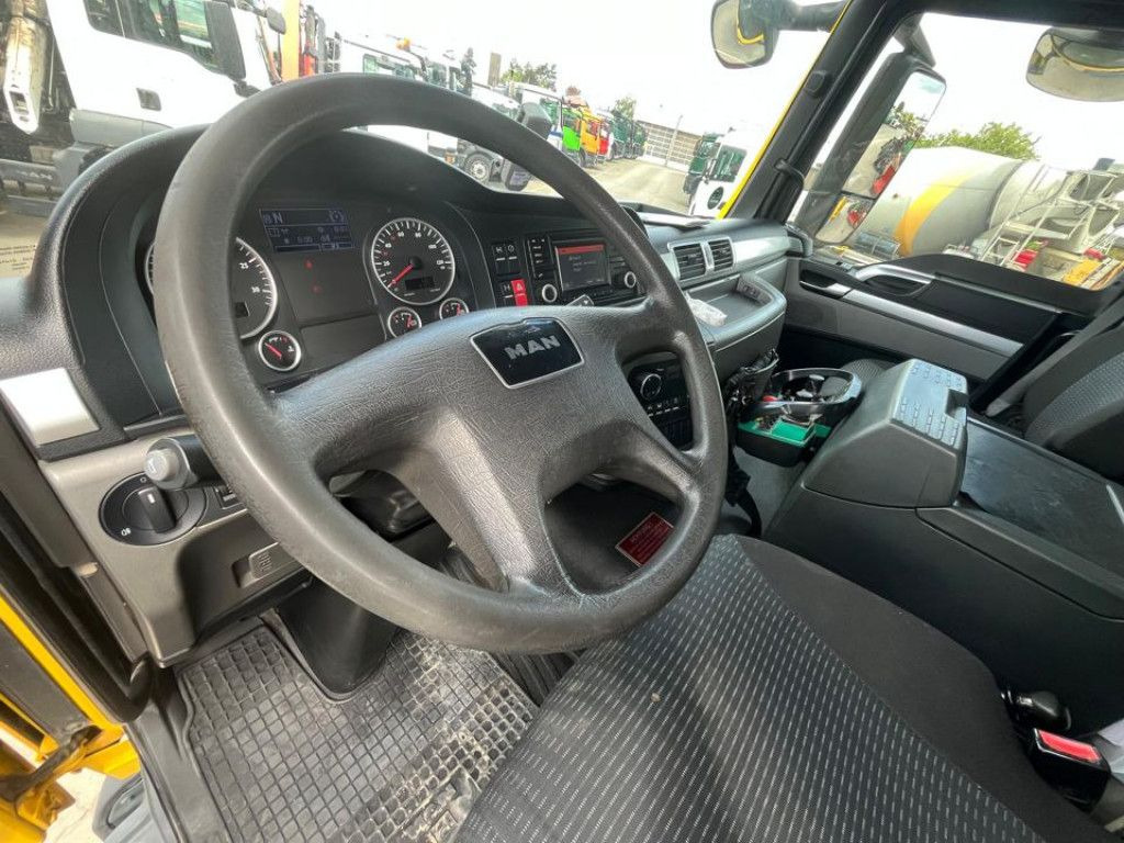 MAN TG-S 35.360 8x4 BB Pumi Pumi 24mKolbenpumpe deut - Betonipumppuauto: kuva MAN TG-S 35.360 8x4 BB Pumi Pumi 24mKolbenpumpe deut - Betonipumppuauto MAN TG-S 35.360 8x4 BB Pumi Pumi 24mKolbenpumpe deut - Betonipumppuauto: kuva MAN TG-S 35.360 8x4 BB Pumi Pumi 24mKolbenpumpe deut - Betonipumppuauto