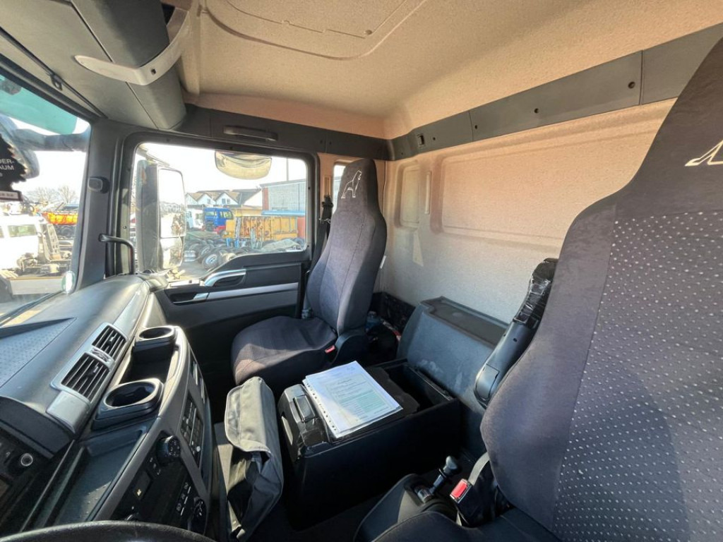 MAN TG-S 35.460 8x6 BB 4 Achs Muldenkipper Meiller 18m³ - Dumpperi: kuva MAN TG-S 35.460 8x6 BB 4 Achs Muldenkipper Meiller 18m³ - Dumpperi MAN TG-S 35.460 8x6 BB 4 Achs Muldenkipper Meiller 18m³ - Dumpperi: kuva MAN TG-S 35.460 8x6 BB 4 Achs Muldenkipper Meiller 18m³ - Dumpperi