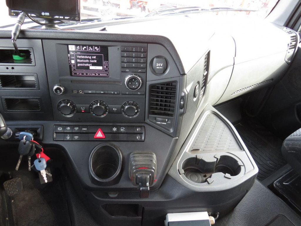 MERCEDES-BENZ Actros 1840 K 4x2 Absetzkipper Euro 6 - Nostovarsi-vaihtolavakuorma kuorma-auto: kuva MERCEDES-BENZ Actros 1840 K 4x2 Absetzkipper Euro 6 - Nostovarsi-vaihtolavakuorma kuorma-auto MERCEDES-BENZ Actros 1840 K 4x2 Absetzkipper Euro 6 - Nostovarsi-vaihtolavakuorma kuorma-auto: kuva MERCEDES-BENZ Actros 1840 K 4x2 Absetzkipper Euro 6 - Nostovarsi-vaihtolavakuorma kuorma-auto