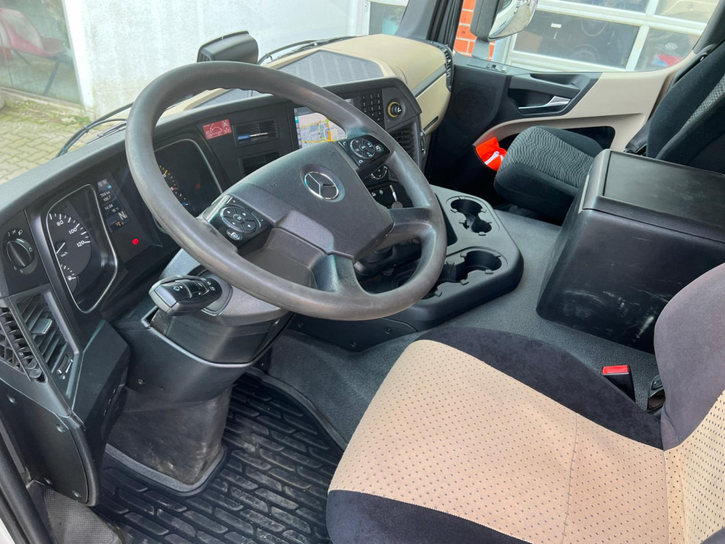 MERCEDES-BENZ Actros neu 2543 L 6x2 Abrollkipper Meiller Funk - Koukkulava kuorma-auto: kuva MERCEDES-BENZ Actros neu 2543 L 6x2 Abrollkipper Meiller Funk - Koukkulava kuorma-auto MERCEDES-BENZ Actros neu 2543 L 6x2 Abrollkipper Meiller Funk - Koukkulava kuorma-auto: kuva MERCEDES-BENZ Actros neu 2543 L 6x2 Abrollkipper Meiller Funk - Koukkulava kuorma-auto