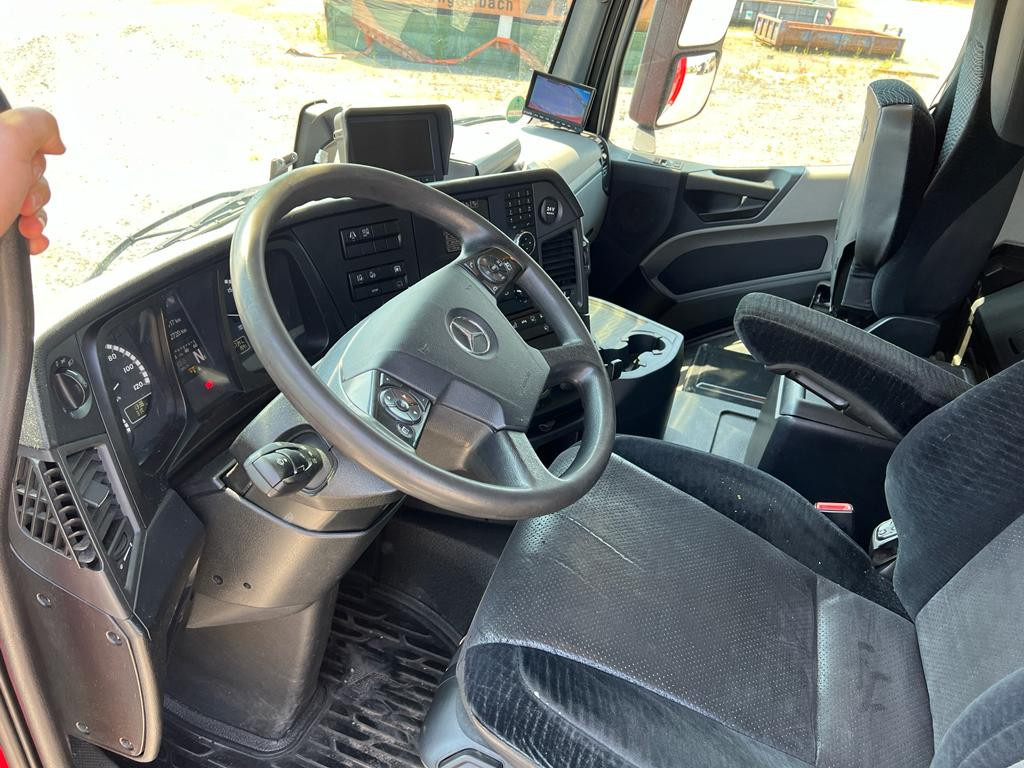 MERCEDES-BENZ Antos 2540 L 6x2 Pritsche LBW Coca Cola LBW 2to - Pressukapelli kuorma-auto: kuva MERCEDES-BENZ Antos 2540 L 6x2 Pritsche LBW Coca Cola LBW 2to - Pressukapelli kuorma-auto MERCEDES-BENZ Antos 2540 L 6x2 Pritsche LBW Coca Cola LBW 2to - Pressukapelli kuorma-auto: kuva MERCEDES-BENZ Antos 2540 L 6x2 Pritsche LBW Coca Cola LBW 2to - Pressukapelli kuorma-auto