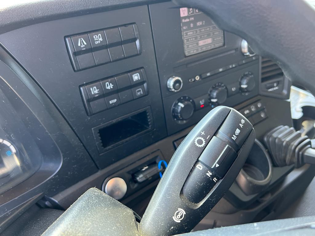 MERCEDES-BENZ Antos 2540 L 6x2 Pritsche LBW Coca Cola - Pressukapelli kuorma-auto: kuva MERCEDES-BENZ Antos 2540 L 6x2 Pritsche LBW Coca Cola - Pressukapelli kuorma-auto MERCEDES-BENZ Antos 2540 L 6x2 Pritsche LBW Coca Cola - Pressukapelli kuorma-auto: kuva MERCEDES-BENZ Antos 2540 L 6x2 Pritsche LBW Coca Cola - Pressukapelli kuorma-auto