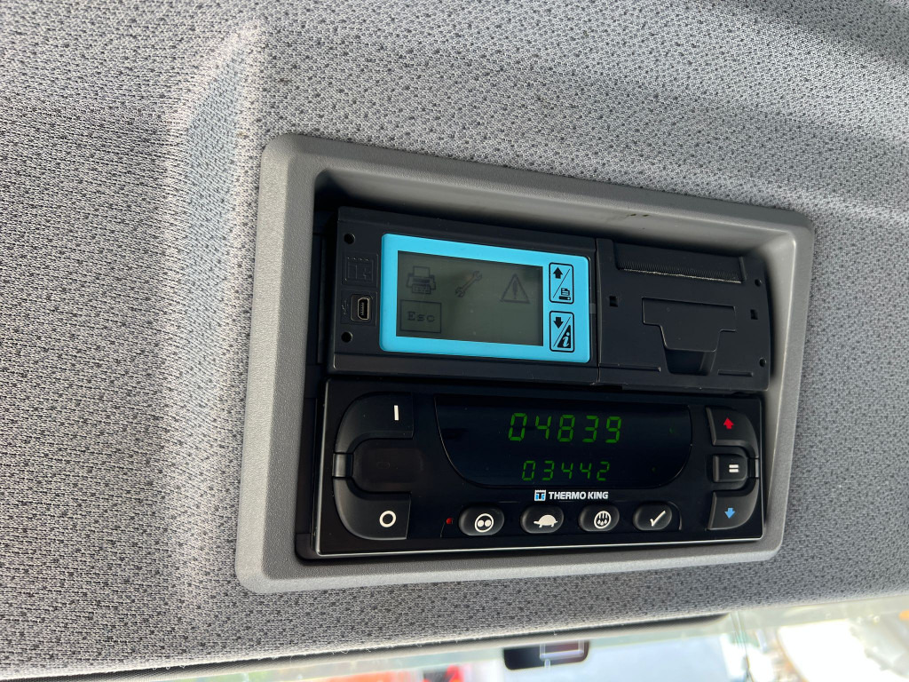 MERCEDES-BENZ Atego 1224 L  Kühlkoffer LBW Tiefkühler 6,2m LBW - Refrigeraattori kuorma-auto: kuva MERCEDES-BENZ Atego 1224 L  Kühlkoffer LBW Tiefkühler 6,2m LBW - Refrigeraattori kuorma-auto MERCEDES-BENZ Atego 1224 L  Kühlkoffer LBW Tiefkühler 6,2m LBW - Refrigeraattori kuorma-auto: kuva MERCEDES-BENZ Atego 1224 L  Kühlkoffer LBW Tiefkühler 6,2m LBW - Refrigeraattori kuorma-auto