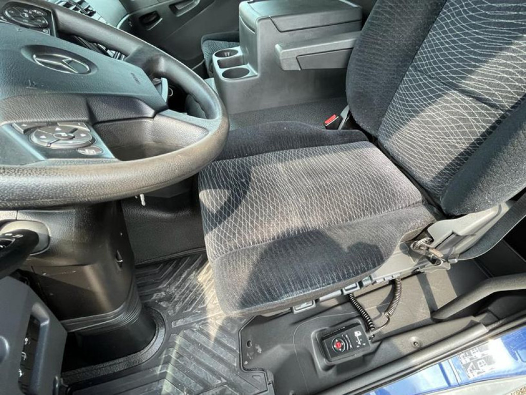 MERCEDES-BENZ Atego 1224 L Pritsche LBW LBW 1.5to - Pressukapelli kuorma-auto: kuva MERCEDES-BENZ Atego 1224 L Pritsche LBW LBW 1.5to - Pressukapelli kuorma-auto MERCEDES-BENZ Atego 1224 L Pritsche LBW LBW 1.5to - Pressukapelli kuorma-auto: kuva MERCEDES-BENZ Atego 1224 L Pritsche LBW LBW 1.5to - Pressukapelli kuorma-auto