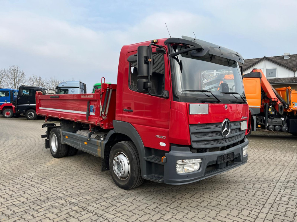 MERCEDES-BENZ Atego 1530 K 2-Achs Kipper Meiller - Kippiauto kuorma-auto: kuva MERCEDES-BENZ Atego 1530 K 2-Achs Kipper Meiller - Kippiauto kuorma-auto MERCEDES-BENZ Atego 1530 K 2-Achs Kipper Meiller - Kippiauto kuorma-auto: kuva MERCEDES-BENZ Atego 1530 K 2-Achs Kipper Meiller - Kippiauto kuorma-auto