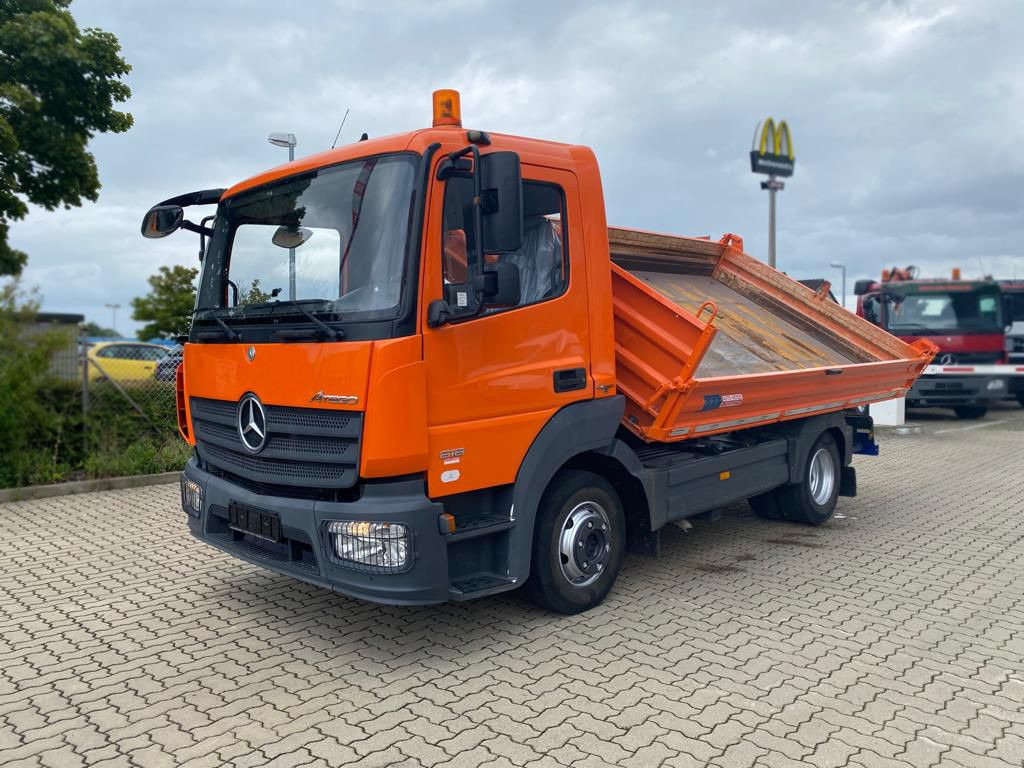 MERCEDES-BENZ Atego 818 K 2-Achs Kipper Schalter - Kippilava-auto: kuva MERCEDES-BENZ Atego 818 K 2-Achs Kipper Schalter - Kippilava-auto MERCEDES-BENZ Atego 818 K 2-Achs Kipper Schalter - Kippilava-auto: kuva MERCEDES-BENZ Atego 818 K 2-Achs Kipper Schalter - Kippilava-auto