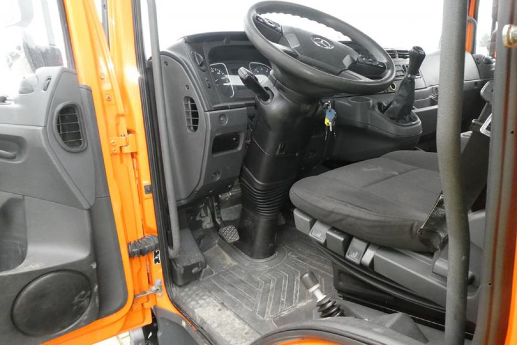 MERCEDES-BENZ Atego 818 K 2-Achs Kipper Schalter - Kippilava-auto: kuva MERCEDES-BENZ Atego 818 K 2-Achs Kipper Schalter - Kippilava-auto MERCEDES-BENZ Atego 818 K 2-Achs Kipper Schalter - Kippilava-auto: kuva MERCEDES-BENZ Atego 818 K 2-Achs Kipper Schalter - Kippilava-auto