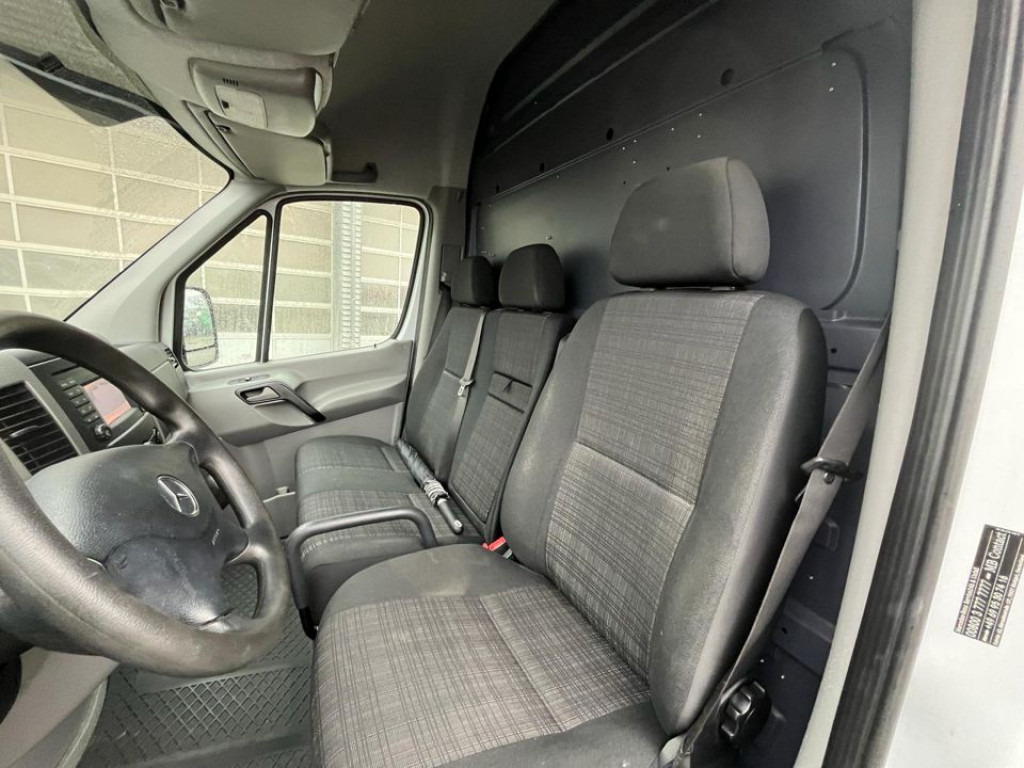 MERCEDES-BENZ Sprinter 316 CDI Kasten - Pakettiauto: kuva MERCEDES-BENZ Sprinter 316 CDI Kasten - Pakettiauto MERCEDES-BENZ Sprinter 316 CDI Kasten - Pakettiauto: kuva MERCEDES-BENZ Sprinter 316 CDI Kasten - Pakettiauto