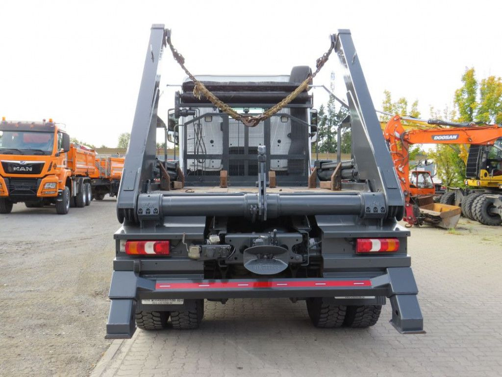 Leasing Mercedes-Benz Actros 1840 K 4x2 Absetzkipper Euro 6  Mercedes-Benz Actros 1840 K 4x2 Absetzkipper Euro 6: kuva Leasing Mercedes-Benz Actros 1840 K 4x2 Absetzkipper Euro 6  Mercedes-Benz Actros 1840 K 4x2 Absetzkipper Euro 6