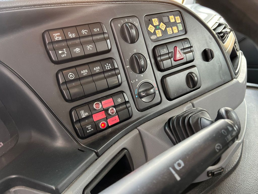 Kippiauto kuorma-auto, Nosturiauto Mercedes-Benz Actros 1841 K 2-Achs Kipper Kran Funk/2xhydr+Gre Mercedes-Benz Actros 1841 K 2-Achs Kipper Kran Funk/2xhydr+Gre: kuva Kippiauto kuorma-auto, Nosturiauto Mercedes-Benz Actros 1841 K 2-Achs Kipper Kran Funk/2xhydr+Gre Mercedes-Benz Actros 1841 K 2-Achs Kipper Kran Funk/2xhydr+Gre