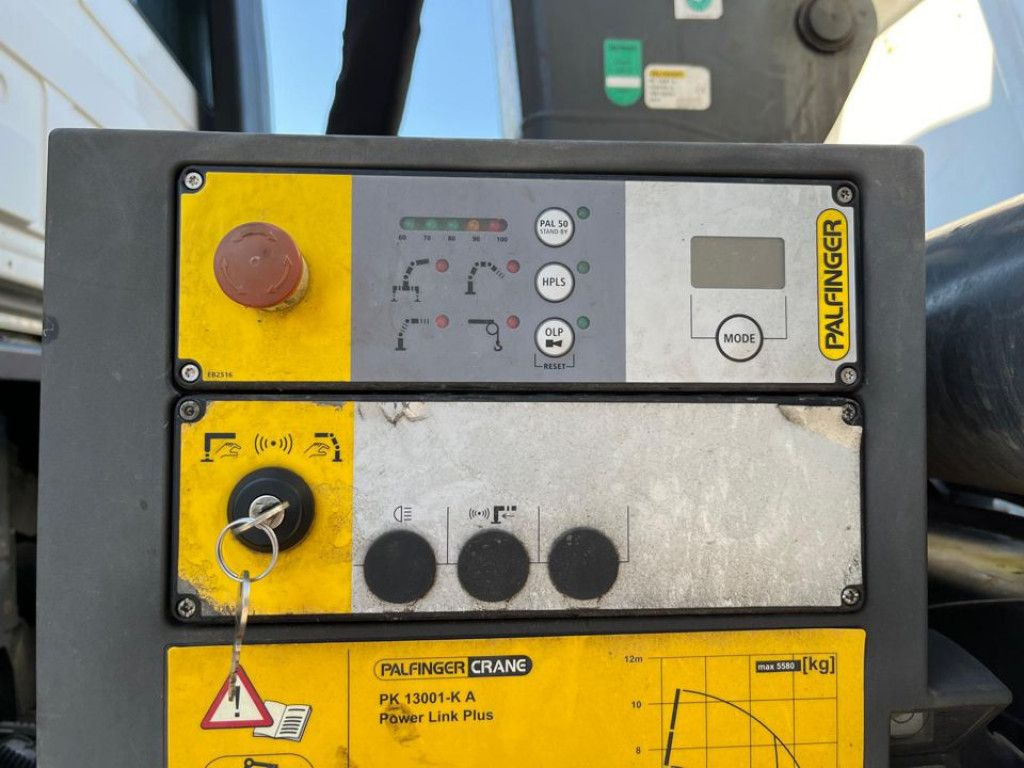 Kippiauto kuorma-auto, Nosturiauto Mercedes-Benz Actros 1841 K 2-Achs Kipper Kran Funk/2xhydr+Gre Mercedes-Benz Actros 1841 K 2-Achs Kipper Kran Funk/2xhydr+Gre: kuva Kippiauto kuorma-auto, Nosturiauto Mercedes-Benz Actros 1841 K 2-Achs Kipper Kran Funk/2xhydr+Gre Mercedes-Benz Actros 1841 K 2-Achs Kipper Kran Funk/2xhydr+Gre