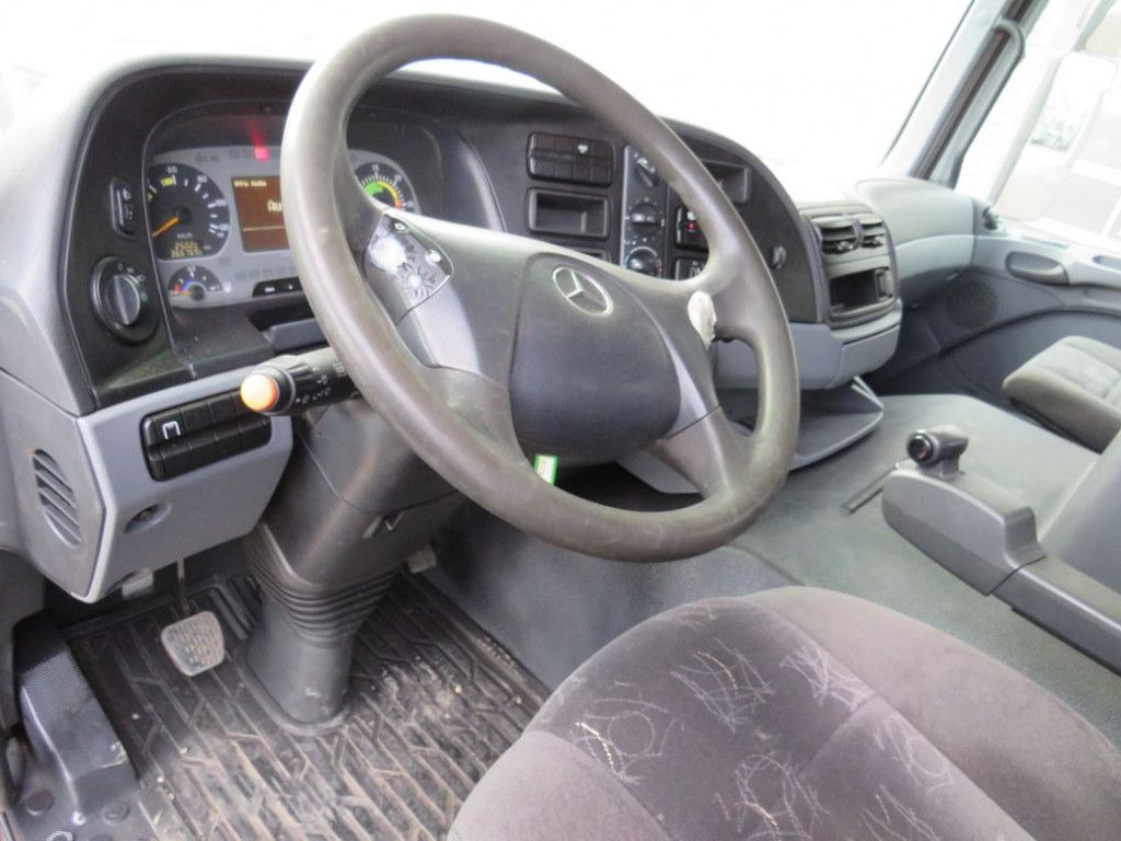 Mercedes-Benz Actros 4141 8x6 4 Achs Muldenkipper Kupplung, 1. - Kippiauto kuorma-auto: kuva Mercedes-Benz Actros 4141 8x6 4 Achs Muldenkipper Kupplung, 1. - Kippiauto kuorma-auto Mercedes-Benz Actros 4141 8x6 4 Achs Muldenkipper Kupplung, 1. - Kippiauto kuorma-auto: kuva Mercedes-Benz Actros 4141 8x6 4 Achs Muldenkipper Kupplung, 1. - Kippiauto kuorma-auto