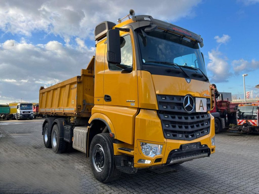 Mercedes-Benz Arocs 2663 6x4 3-Achs Kipper Meiller Bordmatik - Kippiauto kuorma-auto: kuva Mercedes-Benz Arocs 2663 6x4 3-Achs Kipper Meiller Bordmatik - Kippiauto kuorma-auto Mercedes-Benz Arocs 2663 6x4 3-Achs Kipper Meiller Bordmatik - Kippiauto kuorma-auto: kuva Mercedes-Benz Arocs 2663 6x4 3-Achs Kipper Meiller Bordmatik - Kippiauto kuorma-auto