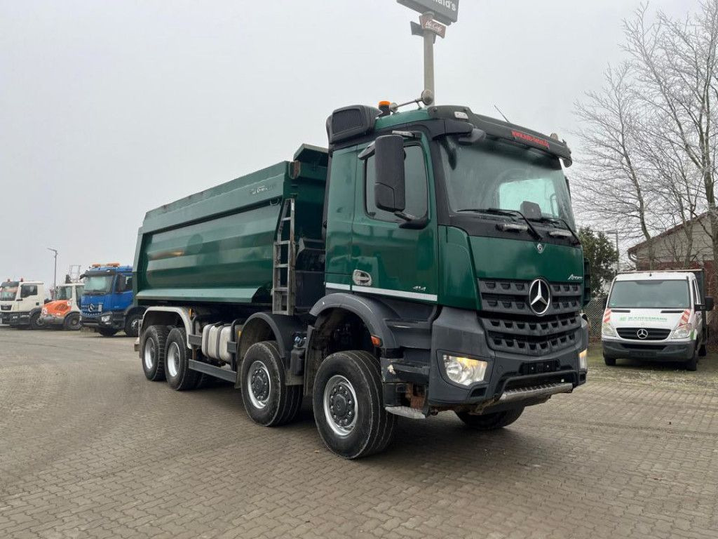 Mercedes-Benz Arocs 4145 8x8 4 Achs Muldenkipper Meiller - Kippiauto kuorma-auto: kuva Mercedes-Benz Arocs 4145 8x8 4 Achs Muldenkipper Meiller - Kippiauto kuorma-auto Mercedes-Benz Arocs 4145 8x8 4 Achs Muldenkipper Meiller - Kippiauto kuorma-auto: kuva Mercedes-Benz Arocs 4145 8x8 4 Achs Muldenkipper Meiller - Kippiauto kuorma-auto