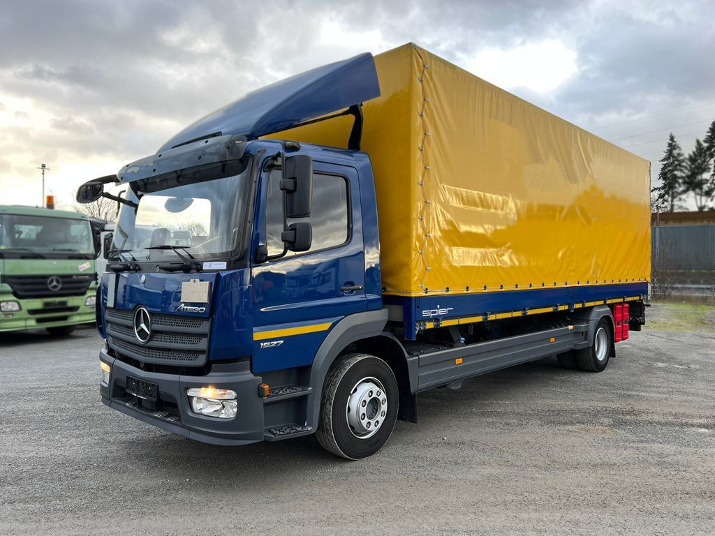 Mercedes-Benz Atego 1527 L Pritsche LBW LBW 1.5 to - Pressukapelli kuorma-auto: kuva Mercedes-Benz Atego 1527 L Pritsche LBW LBW 1.5 to - Pressukapelli kuorma-auto Mercedes-Benz Atego 1527 L Pritsche LBW LBW 1.5 to - Pressukapelli kuorma-auto: kuva Mercedes-Benz Atego 1527 L Pritsche LBW LBW 1.5 to - Pressukapelli kuorma-auto