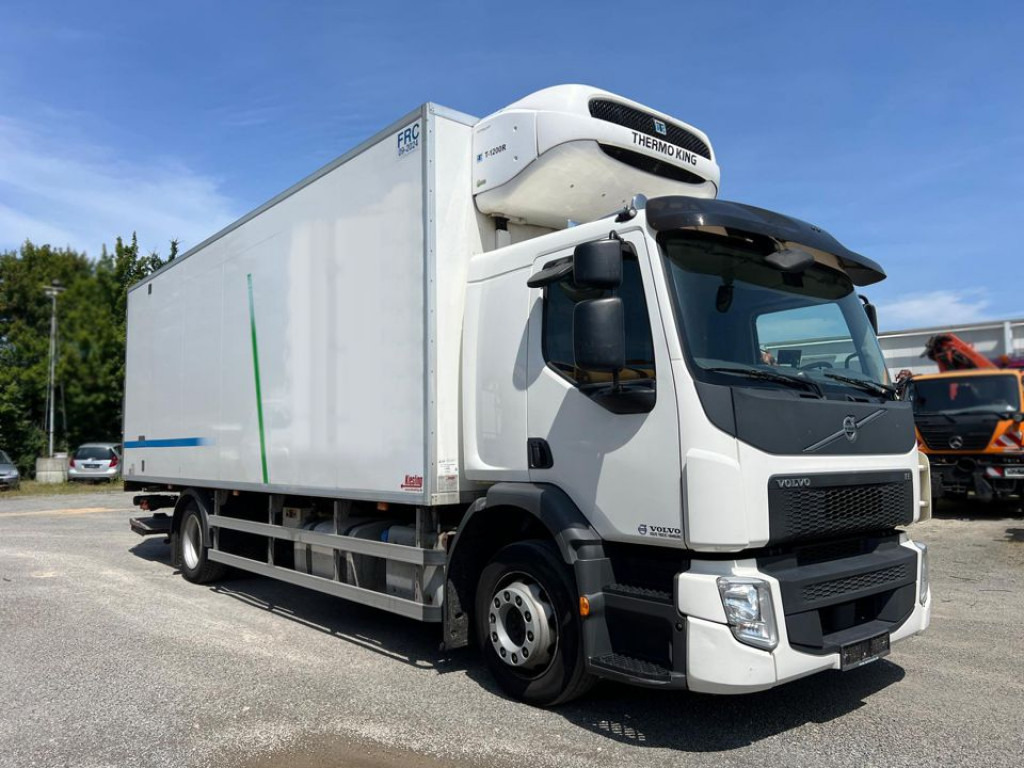 VOLVO (S) Truck FE 320 Kühlkoffer LBW Thermokin T 1200R - Refrigeraattori kuorma-auto: kuva VOLVO (S) Truck FE 320 Kühlkoffer LBW Thermokin T 1200R - Refrigeraattori kuorma-auto VOLVO (S) Truck FE 320 Kühlkoffer LBW Thermokin T 1200R - Refrigeraattori kuorma-auto: kuva VOLVO (S) Truck FE 320 Kühlkoffer LBW Thermokin T 1200R - Refrigeraattori kuorma-auto