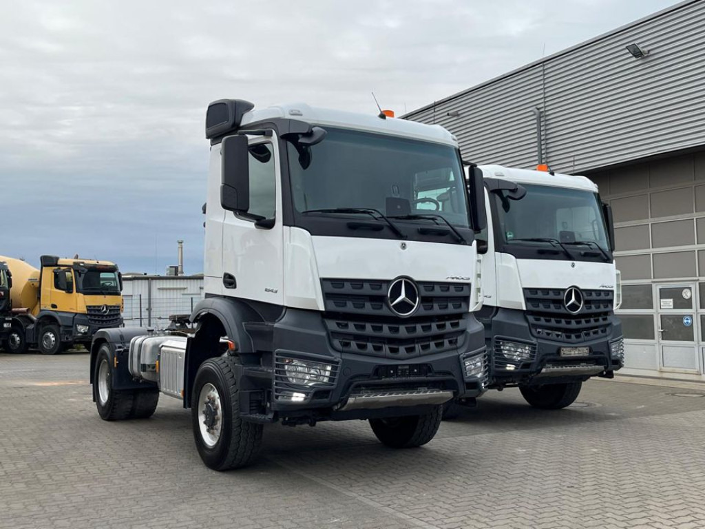 MERCEDES-BENZ Arocs 2043 AS 4x4 SZM nur 133TKM ! Kipphydraulik - Vetopöytäauto: kuva MERCEDES-BENZ Arocs 2043 AS 4x4 SZM nur 133TKM ! Kipphydraulik - Vetopöytäauto MERCEDES-BENZ Arocs 2043 AS 4x4 SZM nur 133TKM ! Kipphydraulik - Vetopöytäauto: kuva MERCEDES-BENZ Arocs 2043 AS 4x4 SZM nur 133TKM ! Kipphydraulik - Vetopöytäauto