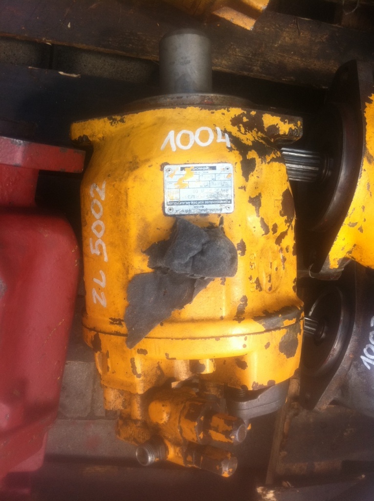 BRUENINGHAUS HYDROMATIK A10VO71DFR1/31R-VSC61N00 945674 - Hydraulipumppu - Rakennuskoneet: kuva BRUENINGHAUS HYDROMATIK A10VO71DFR1/31R-VSC61N00 945674 - Hydraulipumppu - Rakennuskoneet BRUENINGHAUS HYDROMATIK A10VO71DFR1/31R-VSC61N00 945674 - Hydraulipumppu - Rakennuskoneet: kuva BRUENINGHAUS HYDROMATIK A10VO71DFR1/31R-VSC61N00 945674 - Hydraulipumppu - Rakennuskoneet
