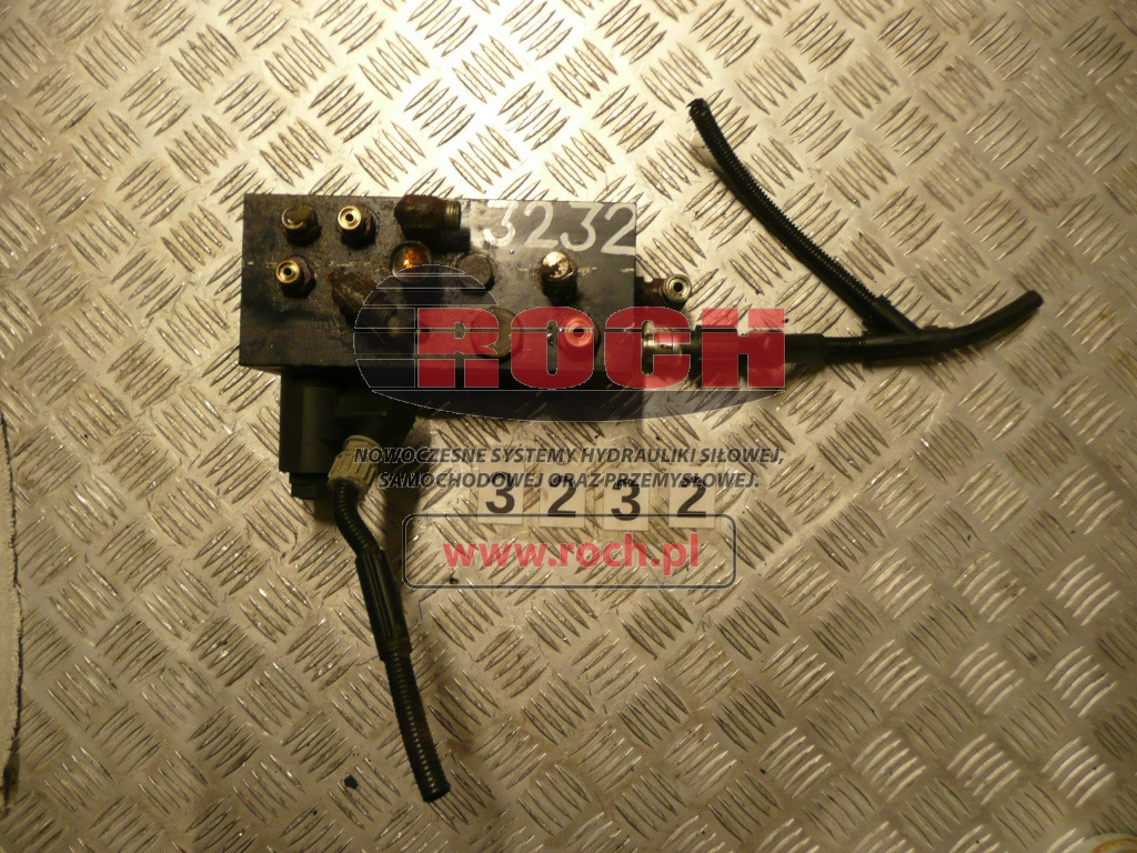 COMATROL R.E. 09.02.452.4.9 1141913 190903 + CEWKA + ZAWÓR CIŚNIENIOWY - Hydrauliventtiili: kuva COMATROL R.E. 09.02.452.4.9 1141913 190903 + CEWKA + ZAWÓR CIŚNIENIOWY - Hydrauliventtiili COMATROL R.E. 09.02.452.4.9 1141913 190903 + CEWKA + ZAWÓR CIŚNIENIOWY - Hydrauliventtiili: kuva COMATROL R.E. 09.02.452.4.9 1141913 190903 + CEWKA + ZAWÓR CIŚNIENIOWY - Hydrauliventtiili