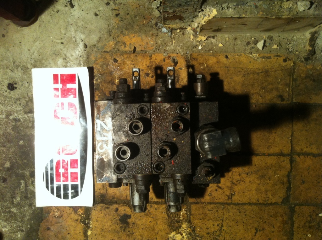 MARREL HYDRO FD3G06 S16 288772 - 2 SEKCYJNY - Hydrauliventtiili - Rakennuskoneet: kuva MARREL HYDRO FD3G06 S16 288772 - 2 SEKCYJNY - Hydrauliventtiili - Rakennuskoneet MARREL HYDRO FD3G06 S16 288772 - 2 SEKCYJNY - Hydrauliventtiili - Rakennuskoneet: kuva MARREL HYDRO FD3G06 S16 288772 - 2 SEKCYJNY - Hydrauliventtiili - Rakennuskoneet