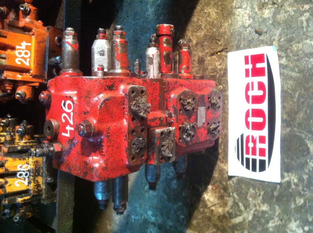 MARREL HYDRO FDG3H19A 766665 T17436 70 - 3 sekcyjny - Hydrauliventtiili - Rakennuskoneet: kuva MARREL HYDRO FDG3H19A 766665 T17436 70 - 3 sekcyjny - Hydrauliventtiili - Rakennuskoneet MARREL HYDRO FDG3H19A 766665 T17436 70 - 3 sekcyjny - Hydrauliventtiili - Rakennuskoneet: kuva MARREL HYDRO FDG3H19A 766665 T17436 70 - 3 sekcyjny - Hydrauliventtiili - Rakennuskoneet