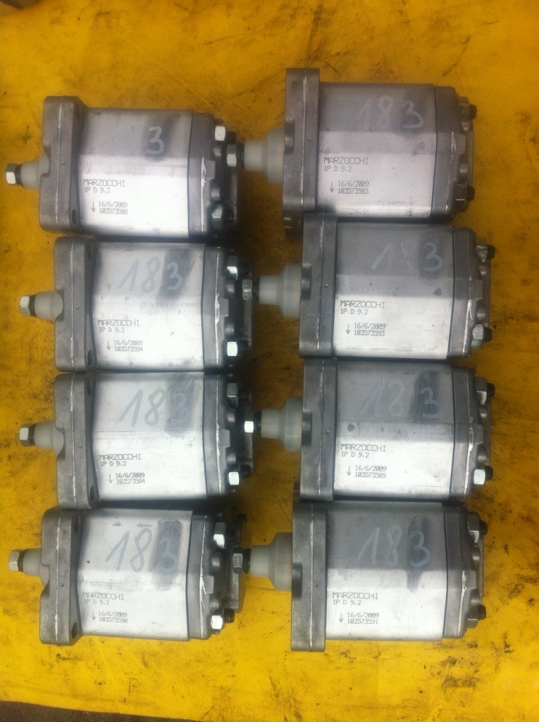 MARZOCCHI 1PD9,2 - Hydraulipumppu - Rakennuskoneet: kuva MARZOCCHI 1PD9,2 - Hydraulipumppu - Rakennuskoneet MARZOCCHI 1PD9,2 - Hydraulipumppu - Rakennuskoneet: kuva MARZOCCHI 1PD9,2 - Hydraulipumppu - Rakennuskoneet