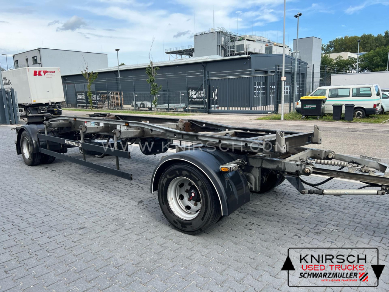 SCHWARZMUELLER Abrollanhänger mit Schlitten - Vaihtolavaperävaunu/ Nostovarsi vaihtolavaperävaunu: kuva SCHWARZMUELLER Abrollanhänger mit Schlitten - Vaihtolavaperävaunu/ Nostovarsi vaihtolavaperävaunu SCHWARZMUELLER Abrollanhänger mit Schlitten - Vaihtolavaperävaunu/ Nostovarsi vaihtolavaperävaunu: kuva SCHWARZMUELLER Abrollanhänger mit Schlitten - Vaihtolavaperävaunu/ Nostovarsi vaihtolavaperävaunu