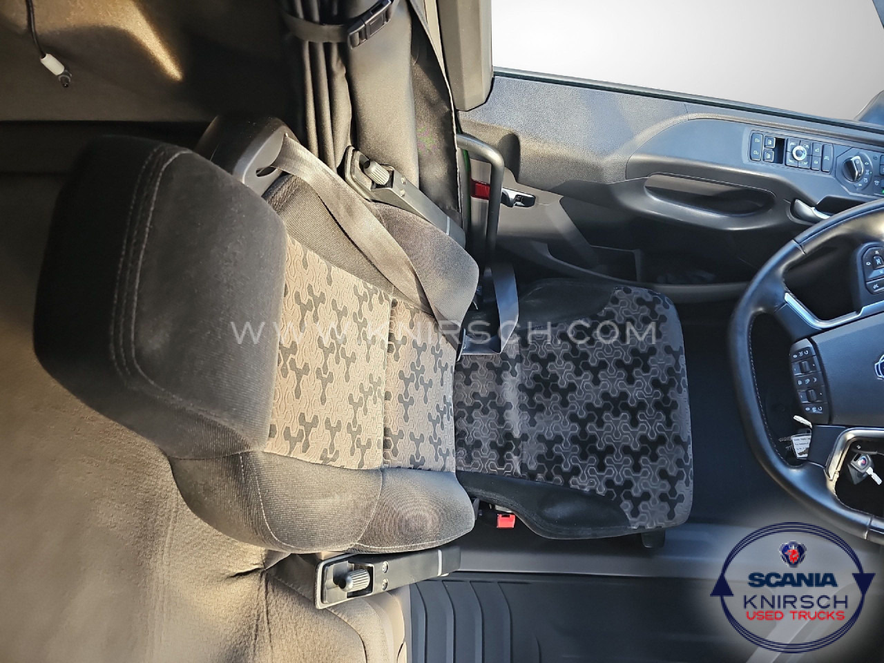 SCANIA R 450 A4x2LA Retarder Standklima - Vetopöytäauto: kuva SCANIA R 450 A4x2LA Retarder Standklima - Vetopöytäauto SCANIA R 450 A4x2LA Retarder Standklima - Vetopöytäauto: kuva SCANIA R 450 A4x2LA Retarder Standklima - Vetopöytäauto