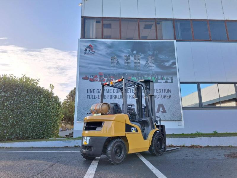 Caterpillar GP30NTD - Kaasutrukki: kuva Caterpillar GP30NTD - Kaasutrukki Caterpillar GP30NTD - Kaasutrukki: kuva Caterpillar GP30NTD - Kaasutrukki