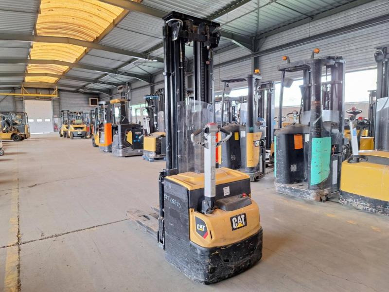Caterpillar NSP16N2 - Pinoamistrukki: kuva Caterpillar NSP16N2 - Pinoamistrukki Caterpillar NSP16N2 - Pinoamistrukki: kuva Caterpillar NSP16N2 - Pinoamistrukki